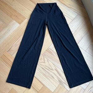 OFFLINE By Aerie Real Me Xtra Trouser — size Small LONG